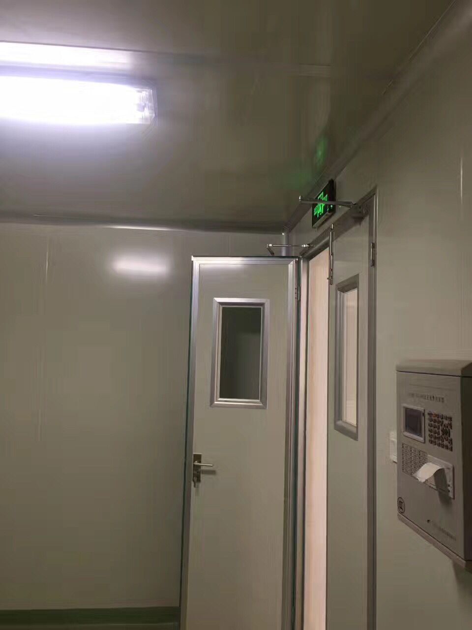 净化门窗